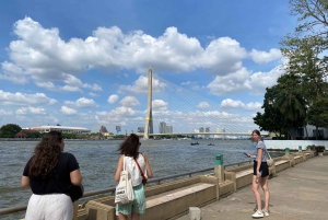 Bangkok: tour por el casco antiguo en tuk tuk y visita a un templo