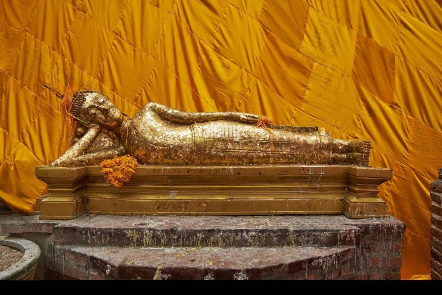 Bangkok: Temple Tour (Golden Buddha + Mini Reclining Buddha)