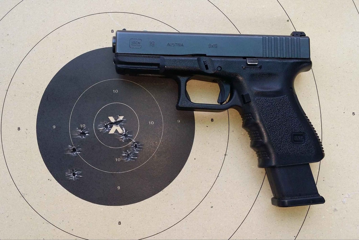 Bangkok: Experiência no Campo de Tiro de Defesa Territorial