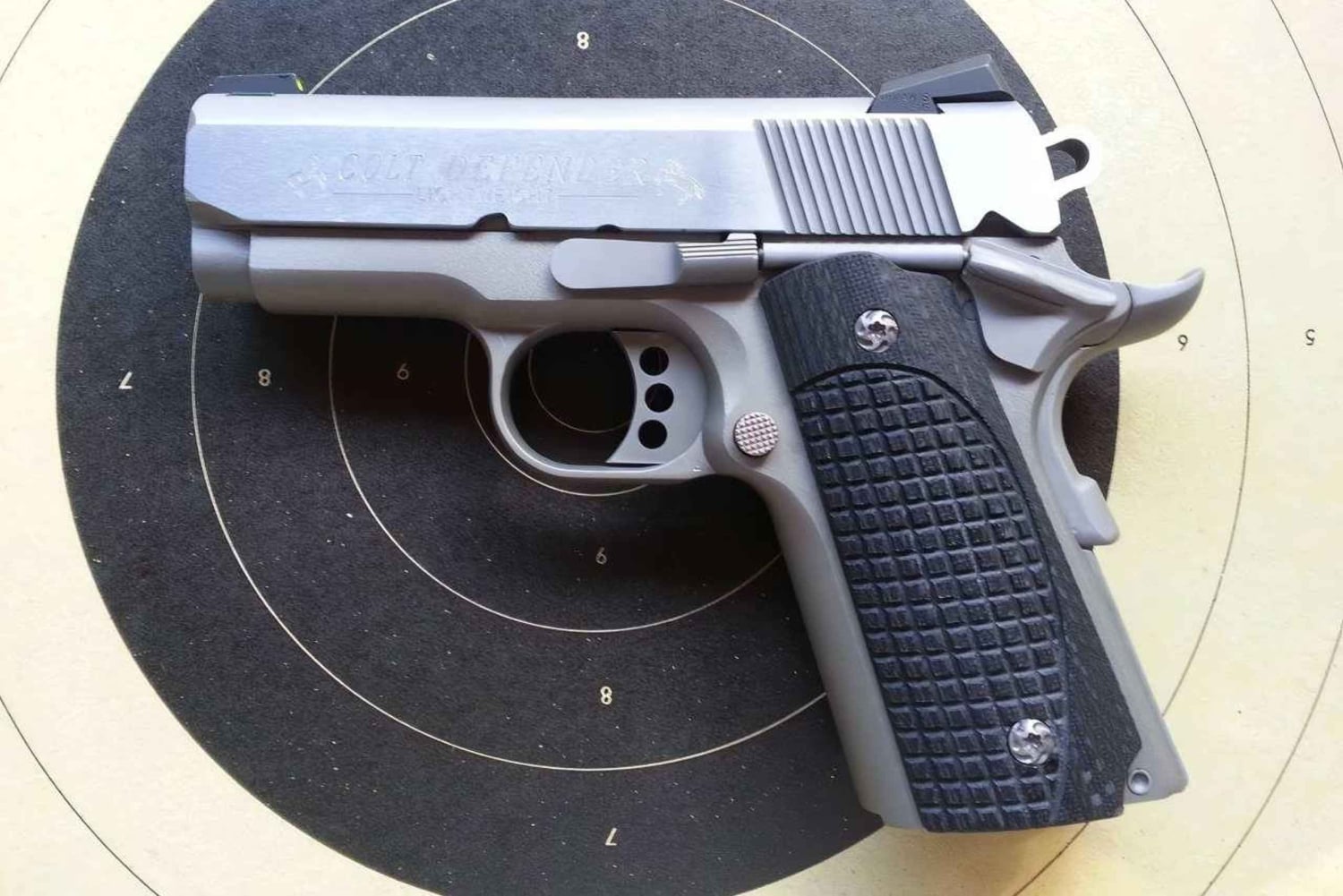 Bangkok: Experiência no Campo de Tiro de Defesa Territorial