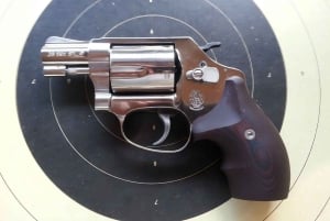 Bangkok: Experiência no Campo de Tiro de Defesa Territorial