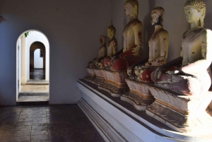 バンコク：タイ仏教美術史の旅、アユタヤへ