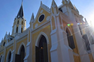 バンコク：タイ仏教美術史の旅、アユタヤへ