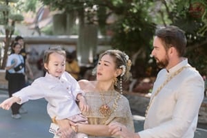 Bangkok, Thailand Thailändsk buddhistisk bröllopsceremoni med fotografering