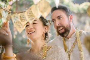 Bangkokissa: Bangkok: Thaimaalainen buddhalainen hääseremonia ja valokuvaus