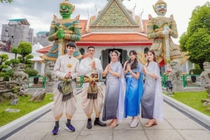 Bangkok: alquiler de trajes tailandeses + peinado, maquillaje y accesorios