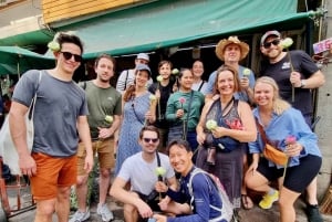 Bangkok: Thai culture and local life guided bike tour