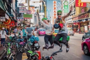 Bangkok: Thai culture and local life guided bike tour