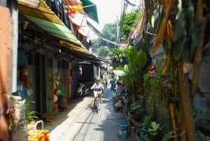 Bangkok: Thai culture and local life guided bike tour