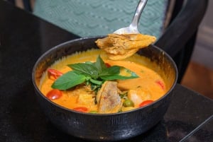 バンコク：ザ ハウス オブ スムース カレー - アテネ ホテル