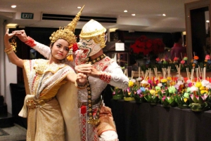 Banguecoque: O Opulence Chao Phraya Lavish Dinner Cruise