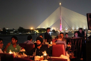 Banguecoque: O Opulence Chao Phraya Lavish Dinner Cruise