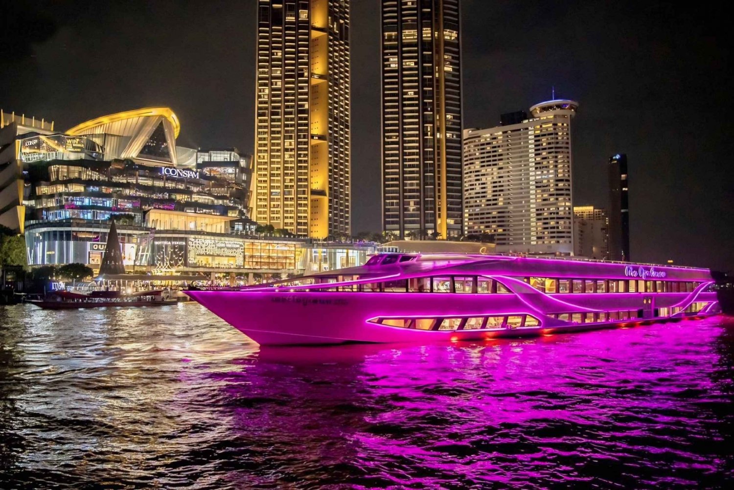 Bangkok : Dîner-croisière de luxe Opulence avec transfert à l'hôtel