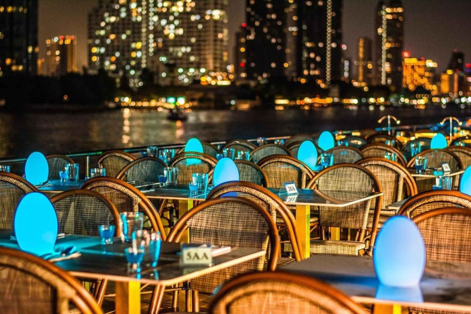 Bangkok: The Planet Dinner Cruise
