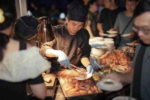 Bangkok: The Planet Dinner Cruise