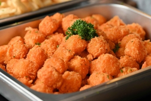 Bangkok: The Planet Dinner Cruise