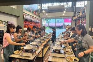 Bangkok: Tingly Thai Cooking School Half-Day Cooking Class