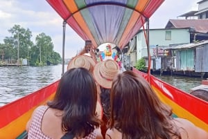 Bangkok Food Tour with Tuk Tuk and Private Boat Tour