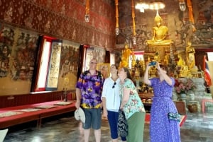 Bangkok Food Tour with Tuk Tuk and Private Boat Tour