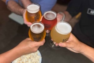 Bangkok Tuk Tuk Night Bar Hopping — Siam, Pratunam en Silom