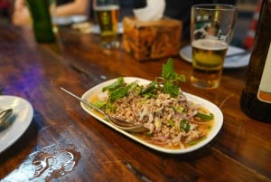 Bangkok Tuk Tuk Night Bar Hopping — Siam, Pratunam en Silom