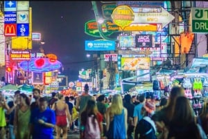 Bangkok: TUK TUK Tour Night Life Private with Hotel Pick Up