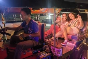 Bangkok Tuk Tuk Tour with Hotel Pick up and Dinner