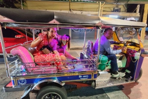 Tour di Bangkok in Tuk Tuk con servizio di prelievo in hotel e cena