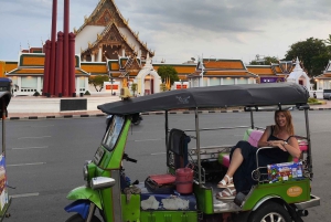 Tour di Bangkok in Tuk Tuk con servizio di prelievo in hotel e cena