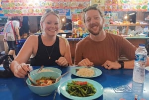 Bangkok: Village of Love Night Food Tour (Private Tour)