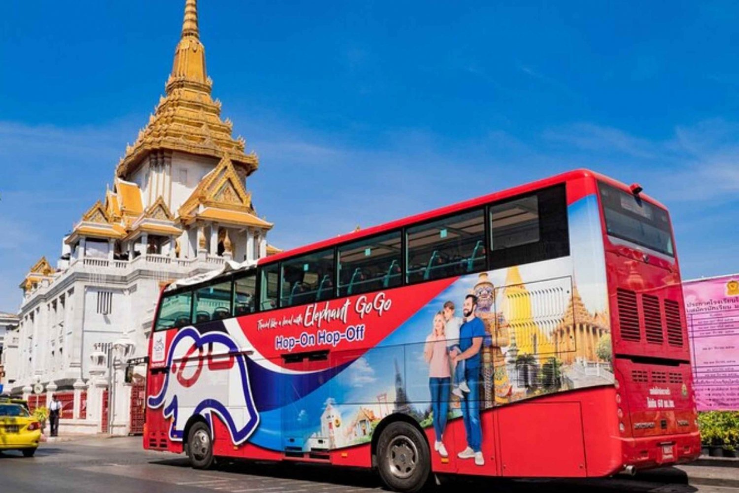 Bangkok: Passeio noturno a pé por Chinatown e ônibus hop on hop off