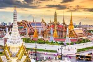 Bangkokissa: Wat Arun Itseopastettu äänikierros