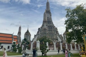 Bangkok: Wat Pho and Wat Arun Guided Walking Tour (2 Hours)