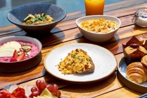 Бангкок: завтрак «шведский стол» по выходным в отеле W Bangkok