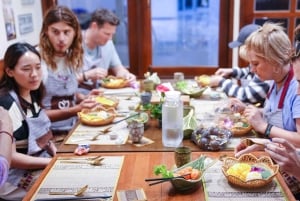 Bangkok: Thaise kookles met witte lotus en markttour