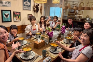 Bangkok: Clase de cocina tailandesa White Lotus con visita al mercado