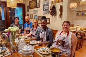 Bangkok: Clase de cocina tailandesa White Lotus con visita al mercado