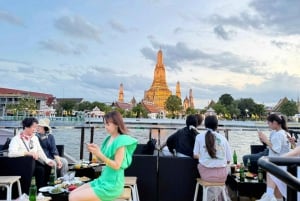 Bangkok: Yodsiam Sightseeing Cruise Snacks & Unlimited Beer