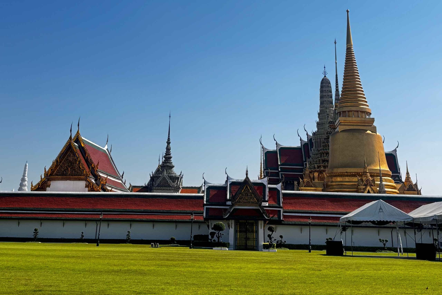 Bangkok's Classic Tour: Grand Palace, Wat Pho, and Wat Arun