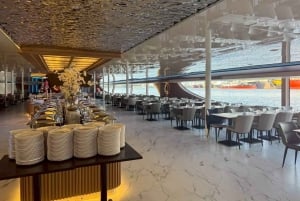 Bangkok : dîner-croisière avec buffet halal et musique live