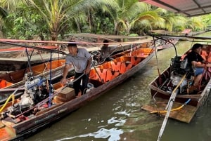 Bangkok: Damnoen Saduak Floating Market & Train Market Tour