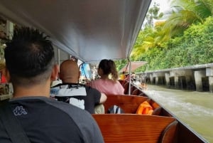 Bangkok: Damnoen Saduak Floating Market & Train Market Tour