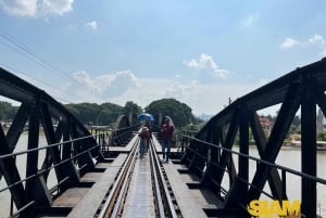 Damnoen Saduak Floating Market & River Kwai in Kanchanaburi