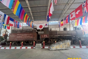 Mercado flutuante Damnoen Saduak e rio Kwai em Kanchanaburi