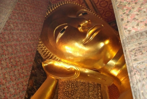 Tour privado a Damnoen Saduak, el Buda Reclinado y Wat Arun