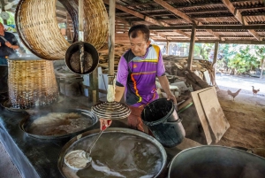 Damnoen Saduak Tour and Authentic Thai Cookery Class