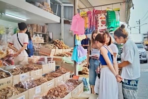 Entdecke das Kokosnuss-Paradies: Authentische Tagestour nach Samut Sakhon