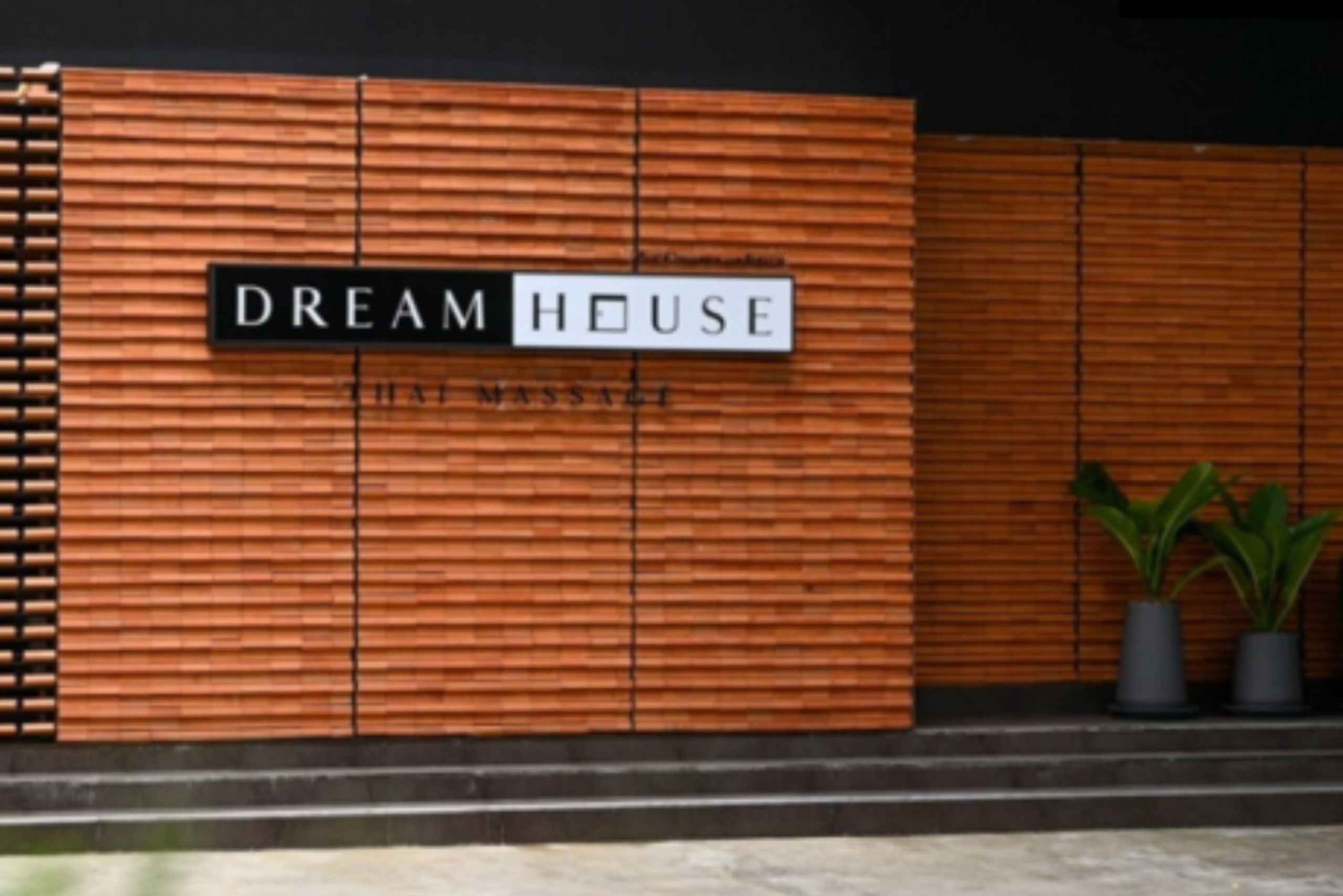 Бангкок: электронный ваучер на тайский массаж Dream House в филиале в Лансуане