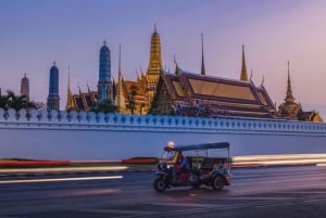 Bangkok: Guided Tour in a Typical Thai Tuk-Tuk