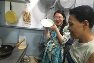 Experience Dining and Cooking at a mom's Home (Local)